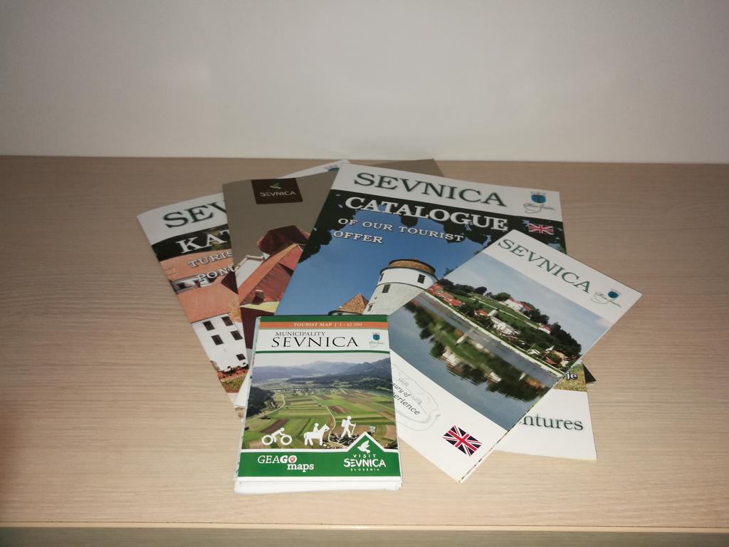 Holiday Home Neokrnjena Narava Sevnica Екстер'єр фото