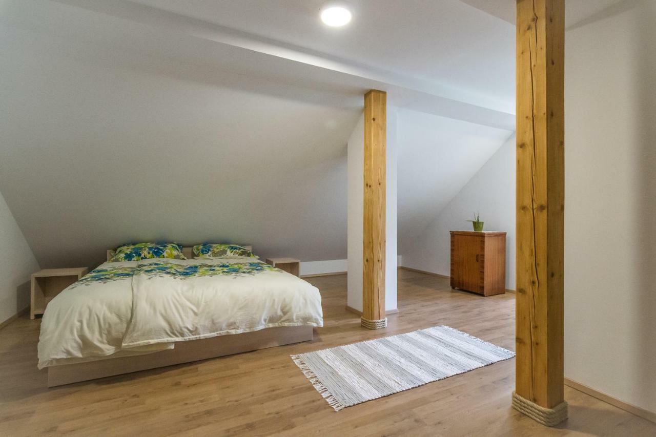 Holiday Home Neokrnjena Narava Sevnica Екстер'єр фото