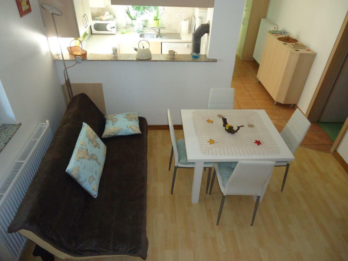 Holiday Home Neokrnjena Narava Sevnica Екстер'єр фото